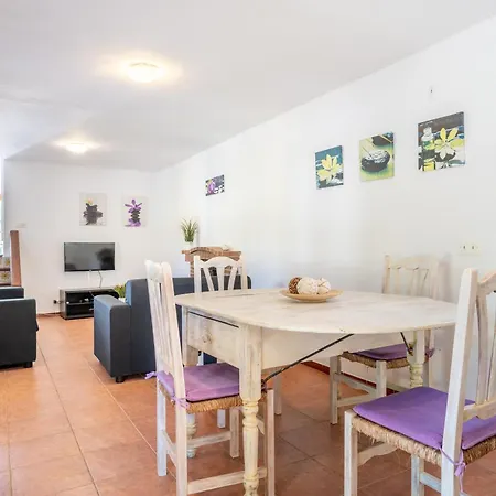 La Palmera Villa *